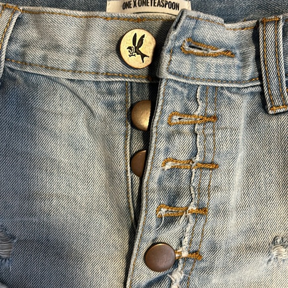 One Teaspoon Rollers Low Waist Long Rise Extreme Curve Raw Hem Jean Shorts 26 - Picture 5 of 14